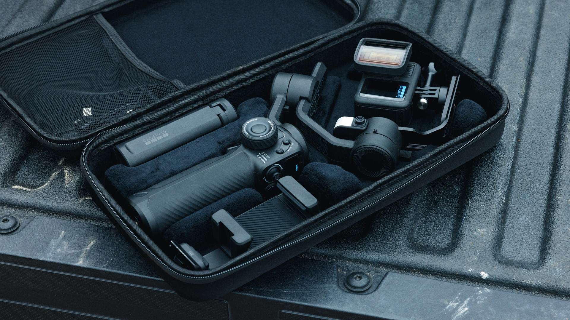 Fluid Pro AI in beschermende draagtas